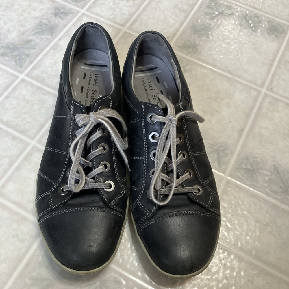 Josef Seibel‎ 42 Blue Low Top Sneakers Leather Upper Non Marking Lace Up